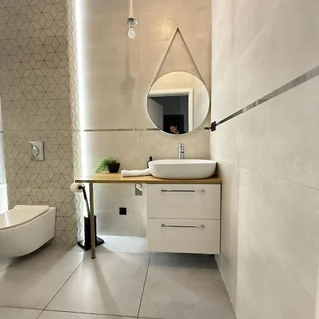 Apartment Zabrsaint Grand Z 3 Sypialniami W Sercu Katowic *