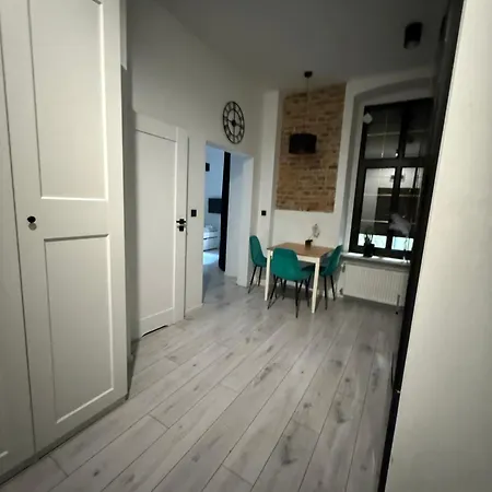 Appartamento Zabrsaint Grand Z 3 Sypialniami W Sercu Katowic *